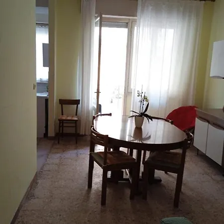 Casa Vacanze Marotta Apartment *
